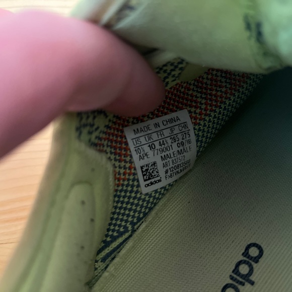 Yeezy Boost 350 V2 Semi Frozen Size 10.5 - Picture 8 of 11